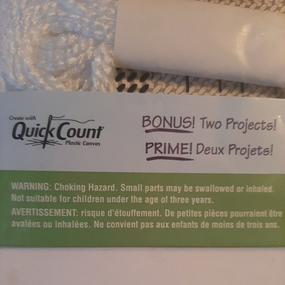 Quick Count Plastic Canvas Kit 2 Projects Dog and Cat - Picture 3 of 6